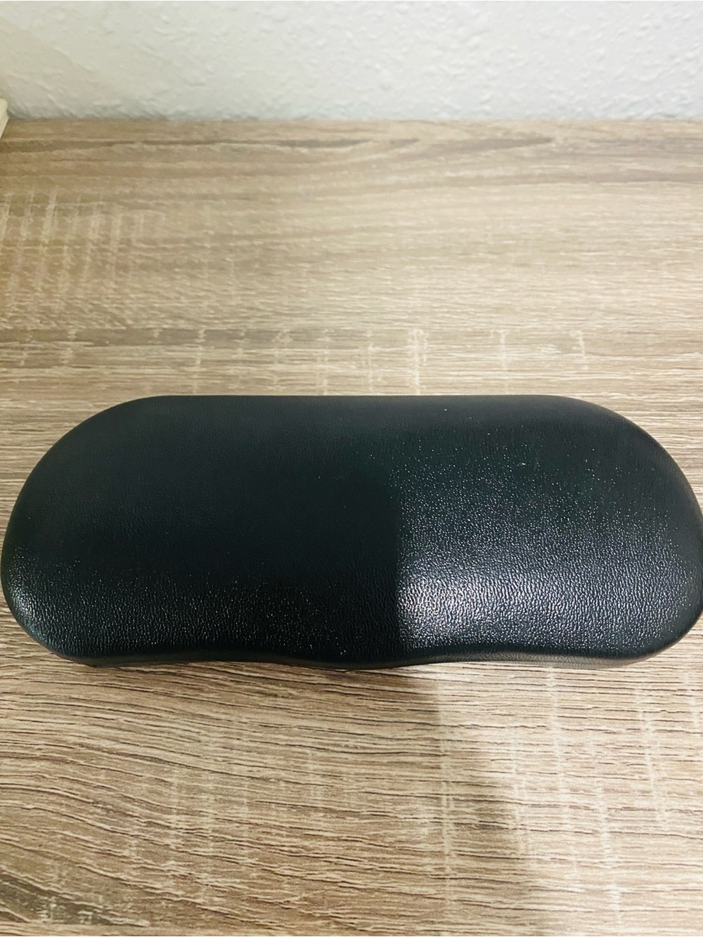 Black Hard Shell Eyeglass Case